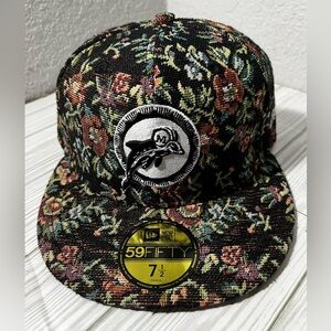 New Era Miami Dolphins Floral Tapestry 59FIFTY NFL baseball hat cap fitted 7 1/2